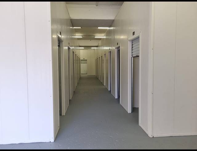 77.70M² STORAGE UNIT TO LET IN RIVERSIDE PARK